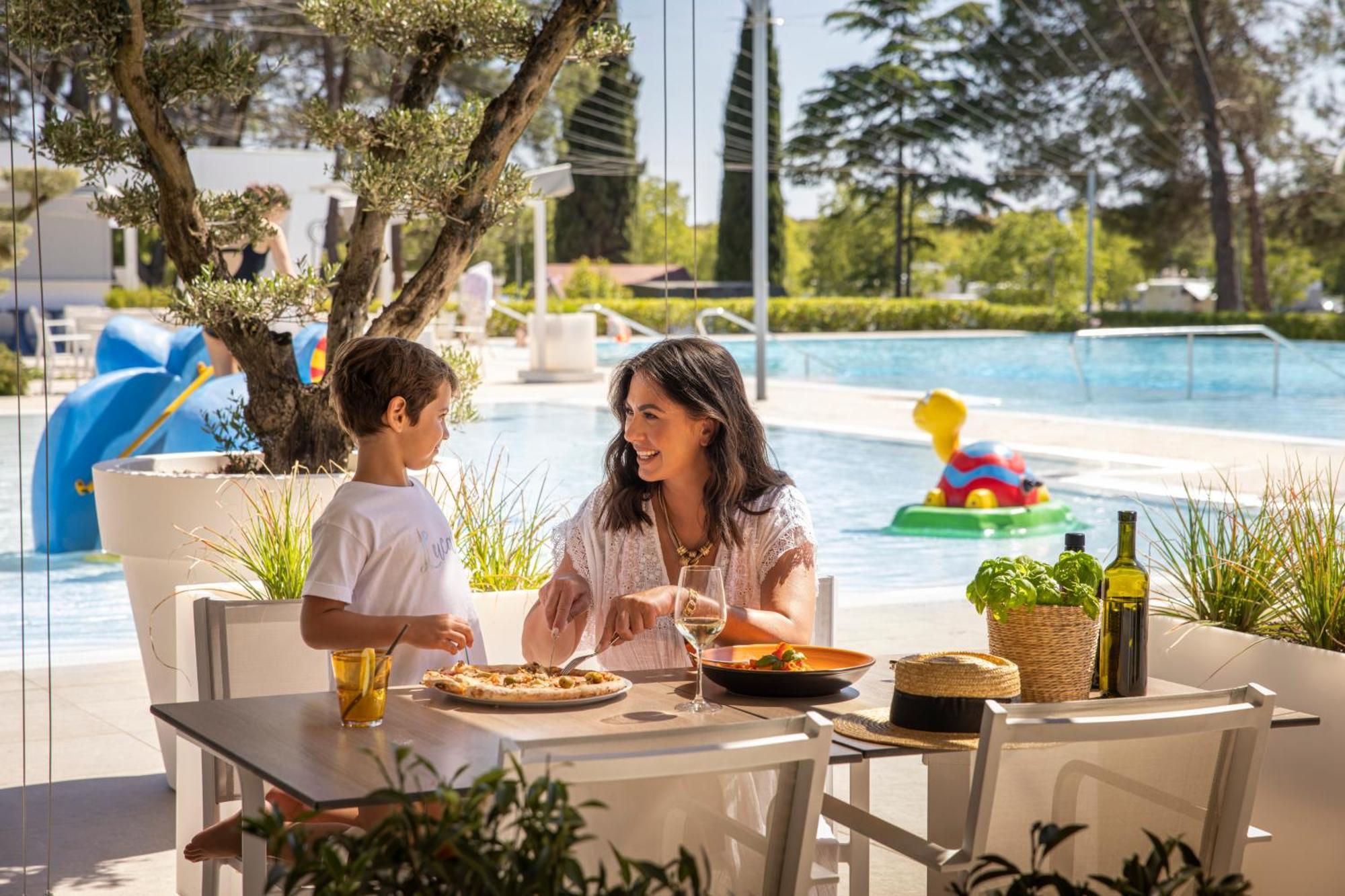 Maistra Camping Valkanela Pitches Funtana Εξωτερικό φωτογραφία